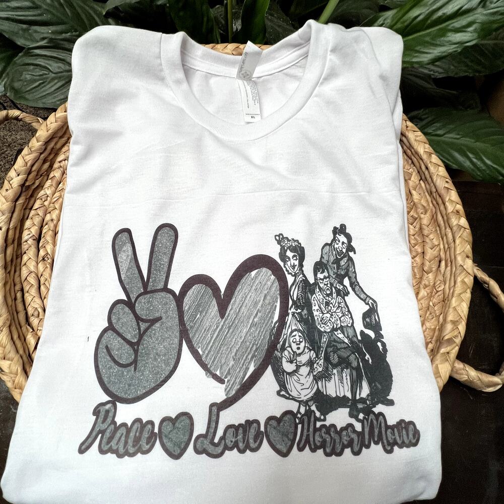 Peace, Love‎ And Horror Movies White T-Shirt Size XL